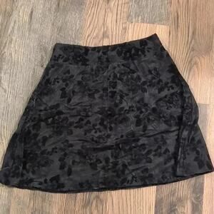 GNW black‎ floral skater skirt size M